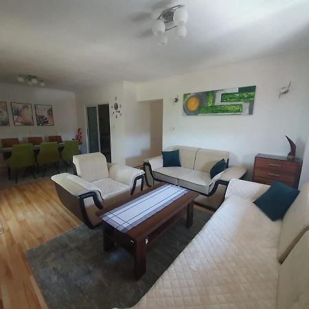 Apartman Jaca Apartment Livno Bagian luar foto