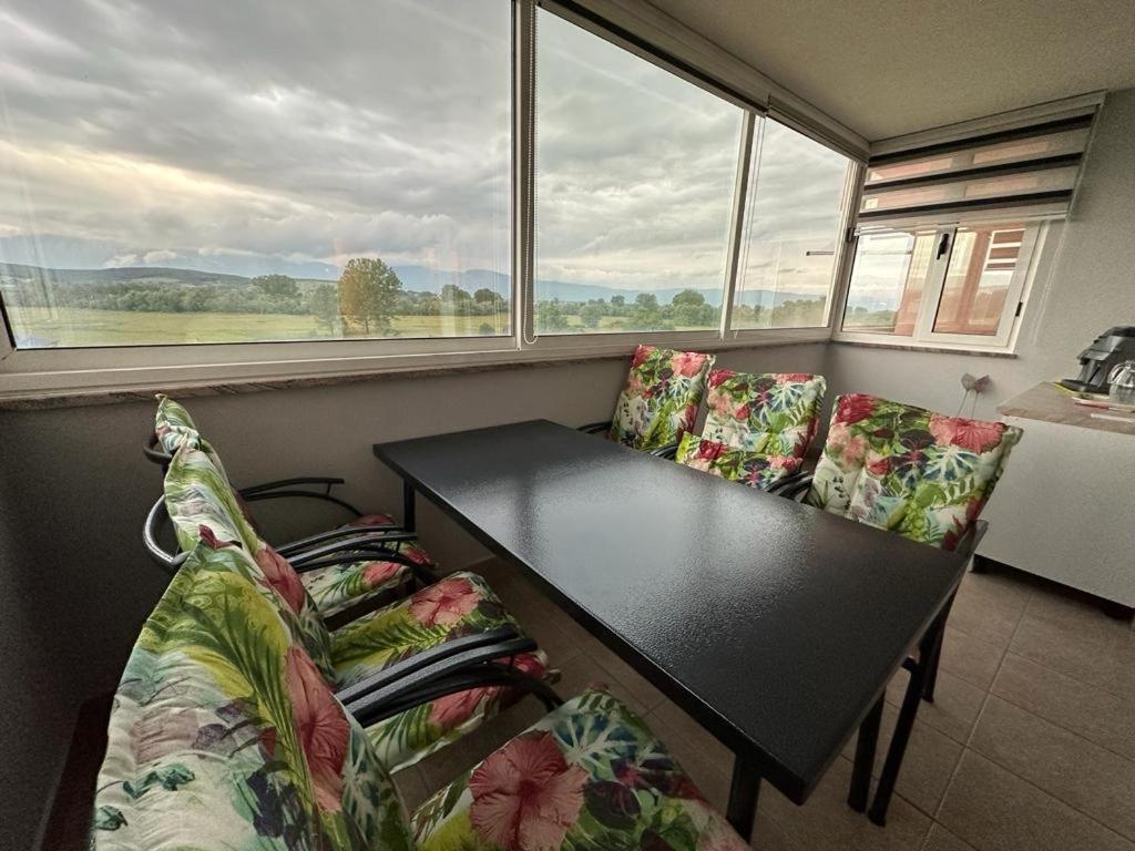 Apartman Jaca Apartment Livno Bagian luar foto