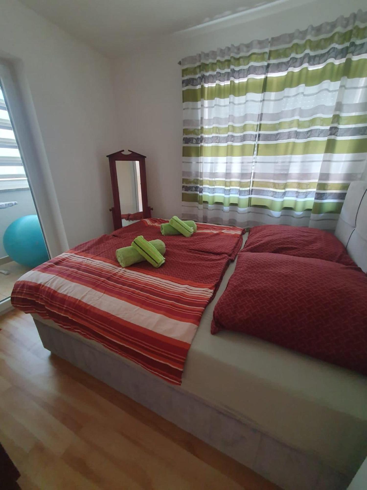 Apartman Jaca Apartment Livno Bagian luar foto